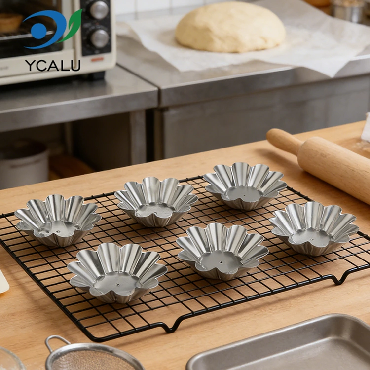 Послужавник за курва за јајца од хризантема за еднократна употреба Сребрена алуминиумска фолија контејнери за храна