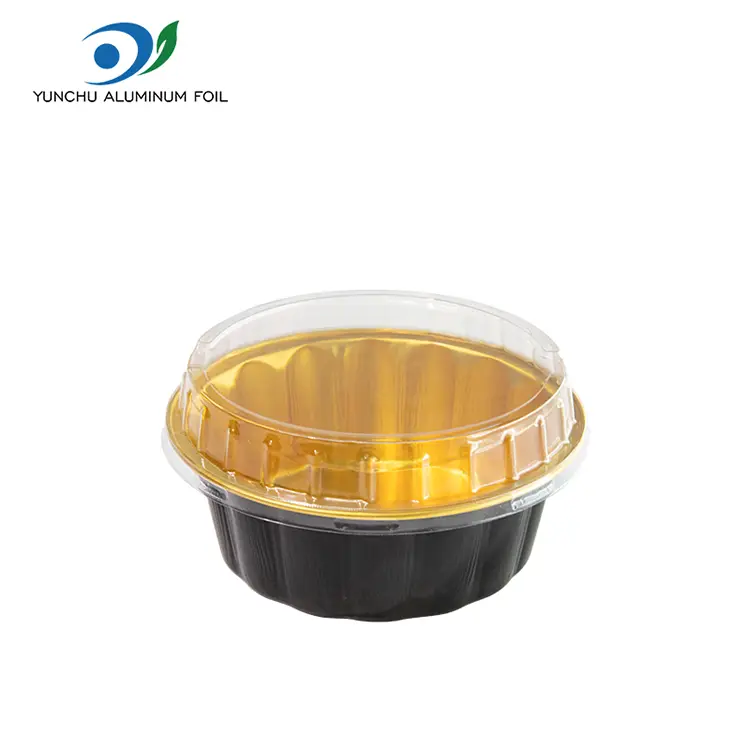 Тркалезен сад за десерт со мазни и alидови на алуминиумска фолија